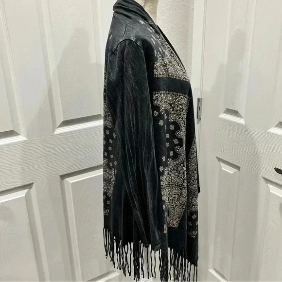 Vocal brand fringed kimono duster, jacket w rhinestones & studs. Western rodeo - Picture 14 of 14